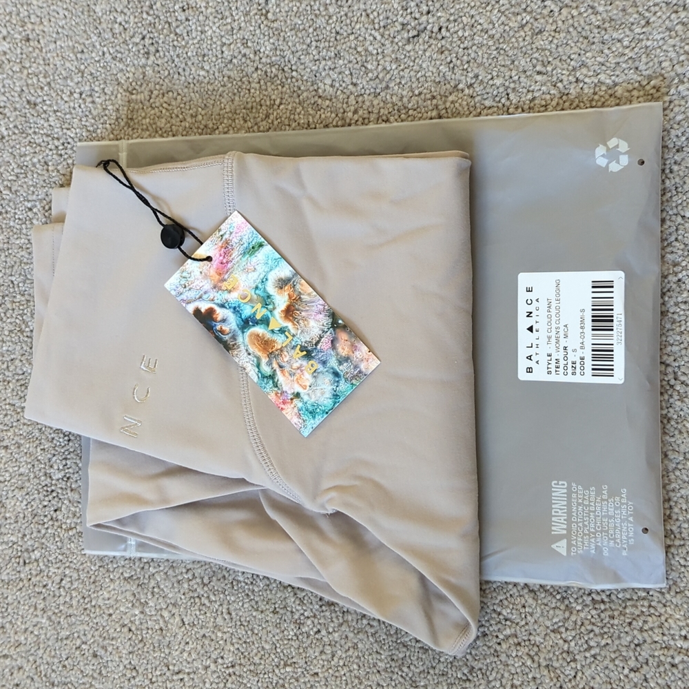 Balance Athletica Cloud Pant Mica Small NWT